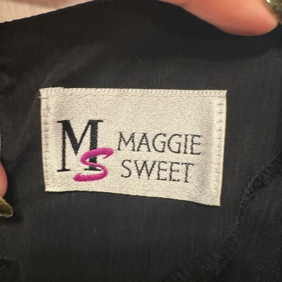 Vintage Maggie Sweet Black Blouse Embroidered Purple Red Trim Short Sleeve L - Picture 6 of 7